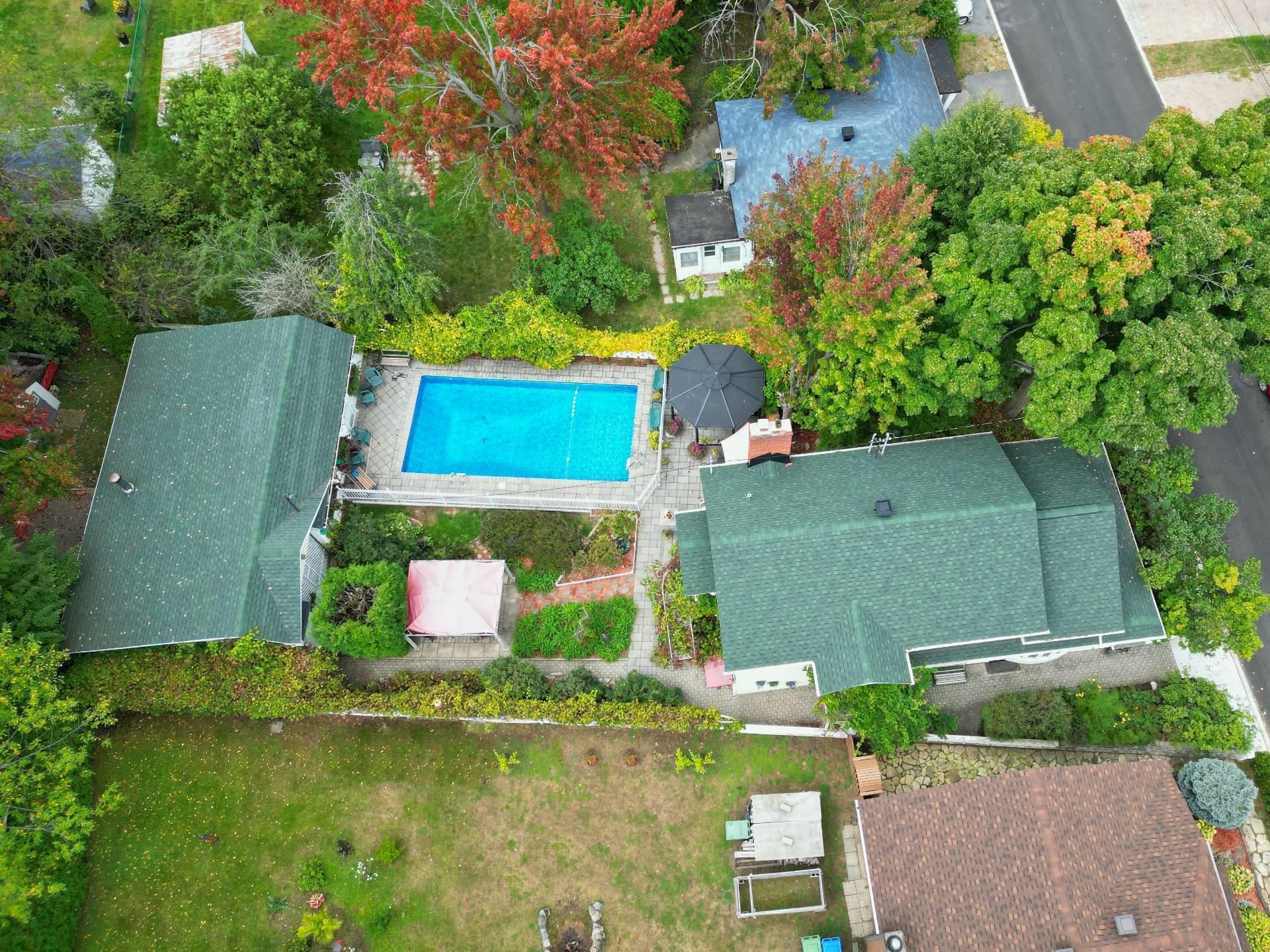 









153


Rue L'Espérance

,
Lavaltrie,




QC
J5T2X1

