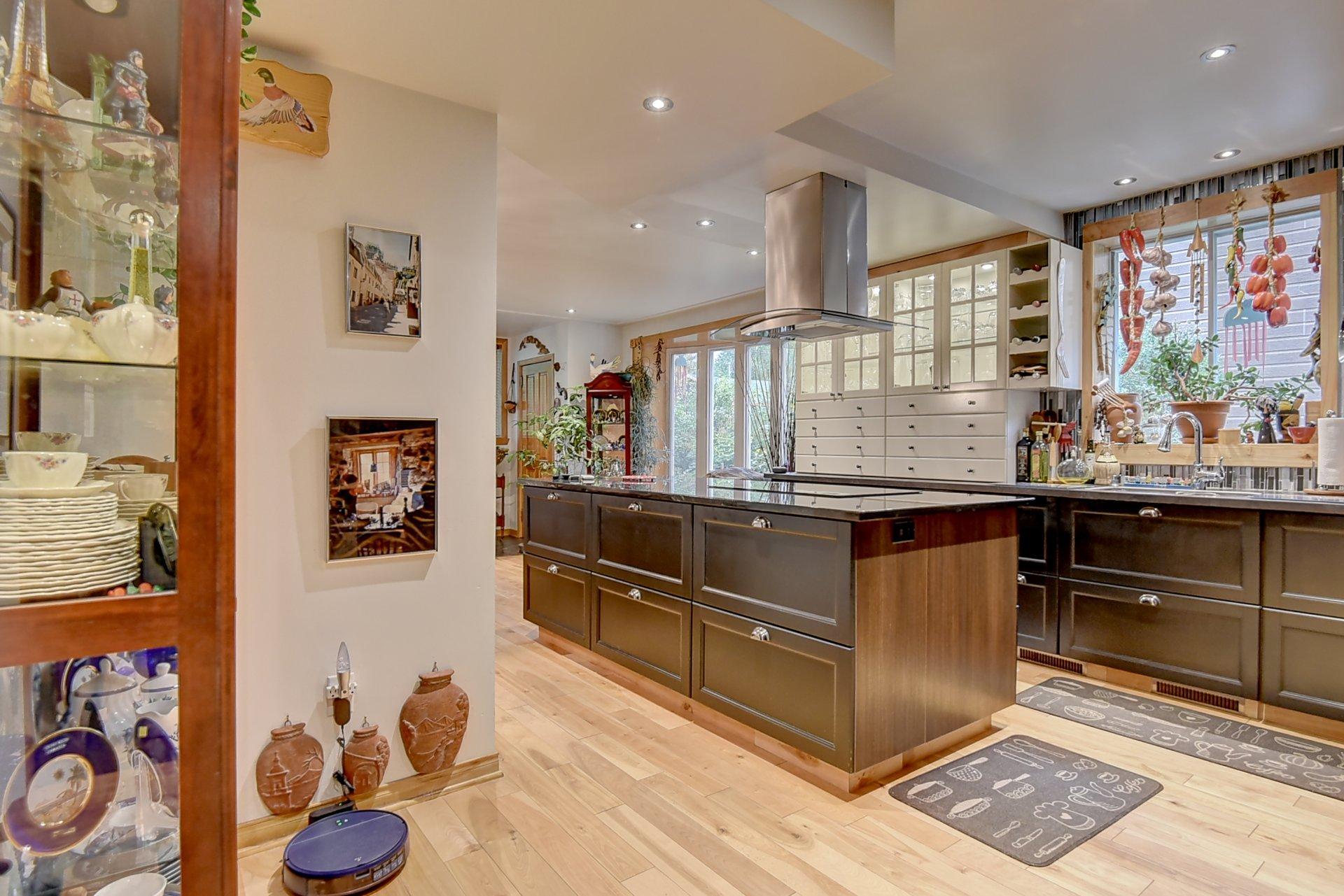 









153


Rue L'Espérance

,
Lavaltrie,




QC
J5T2X1

