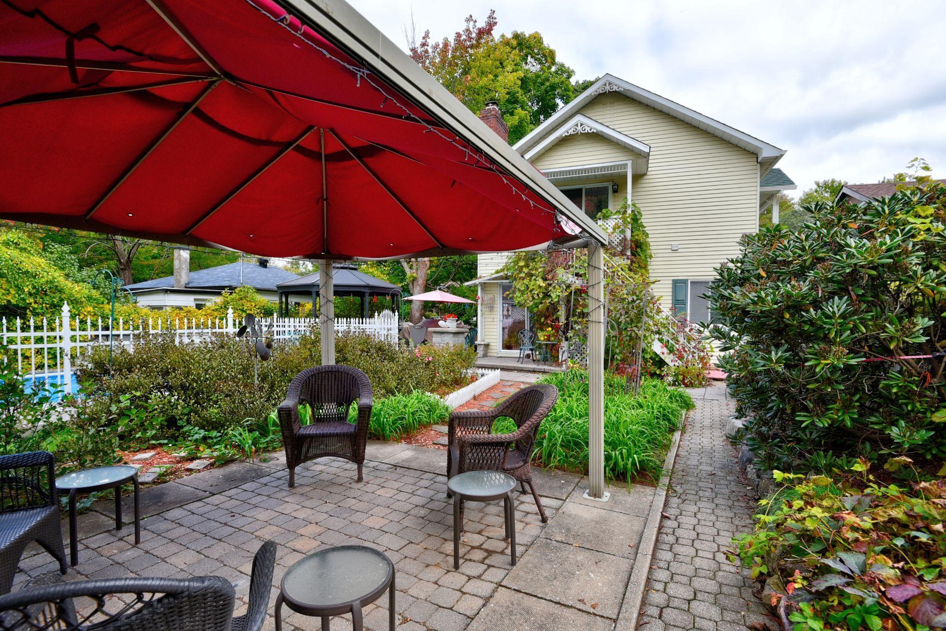 









153


Rue L'Espérance

,
Lavaltrie,




QC
J5T2X1

