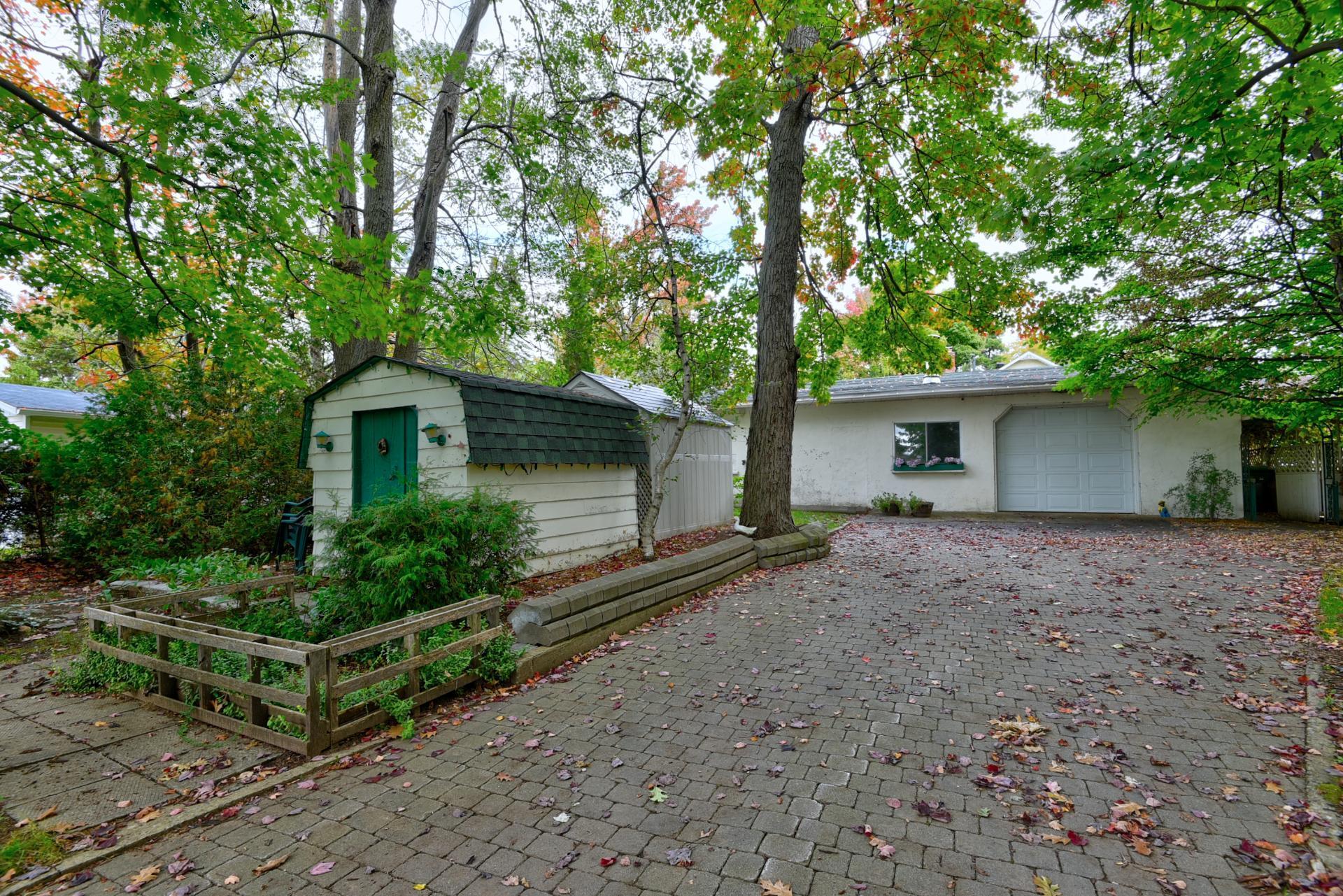 









153


Rue L'Espérance

,
Lavaltrie,




QC
J5T2X1

