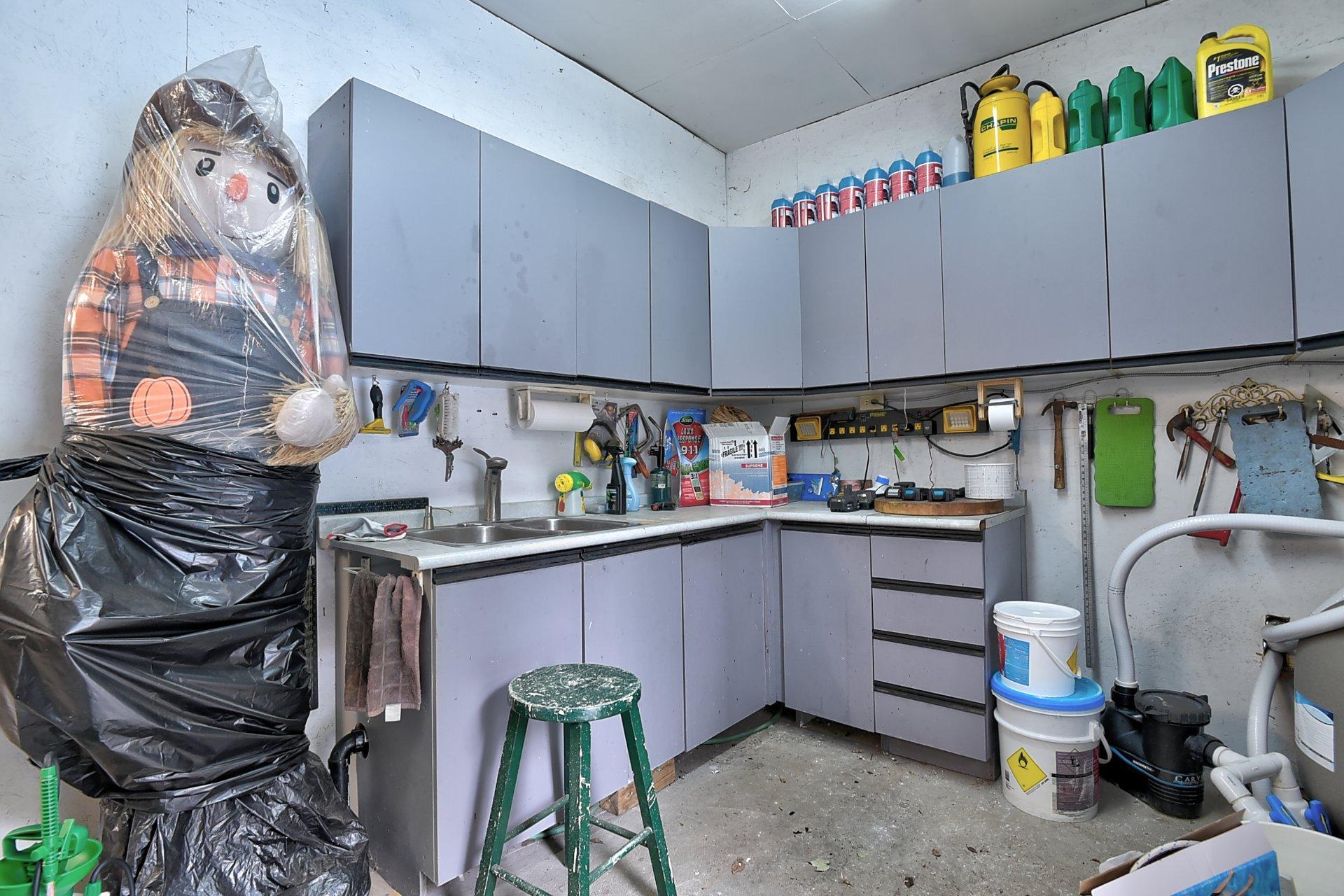 









153


Rue L'Espérance

,
Lavaltrie,




QC
J5T2X1

