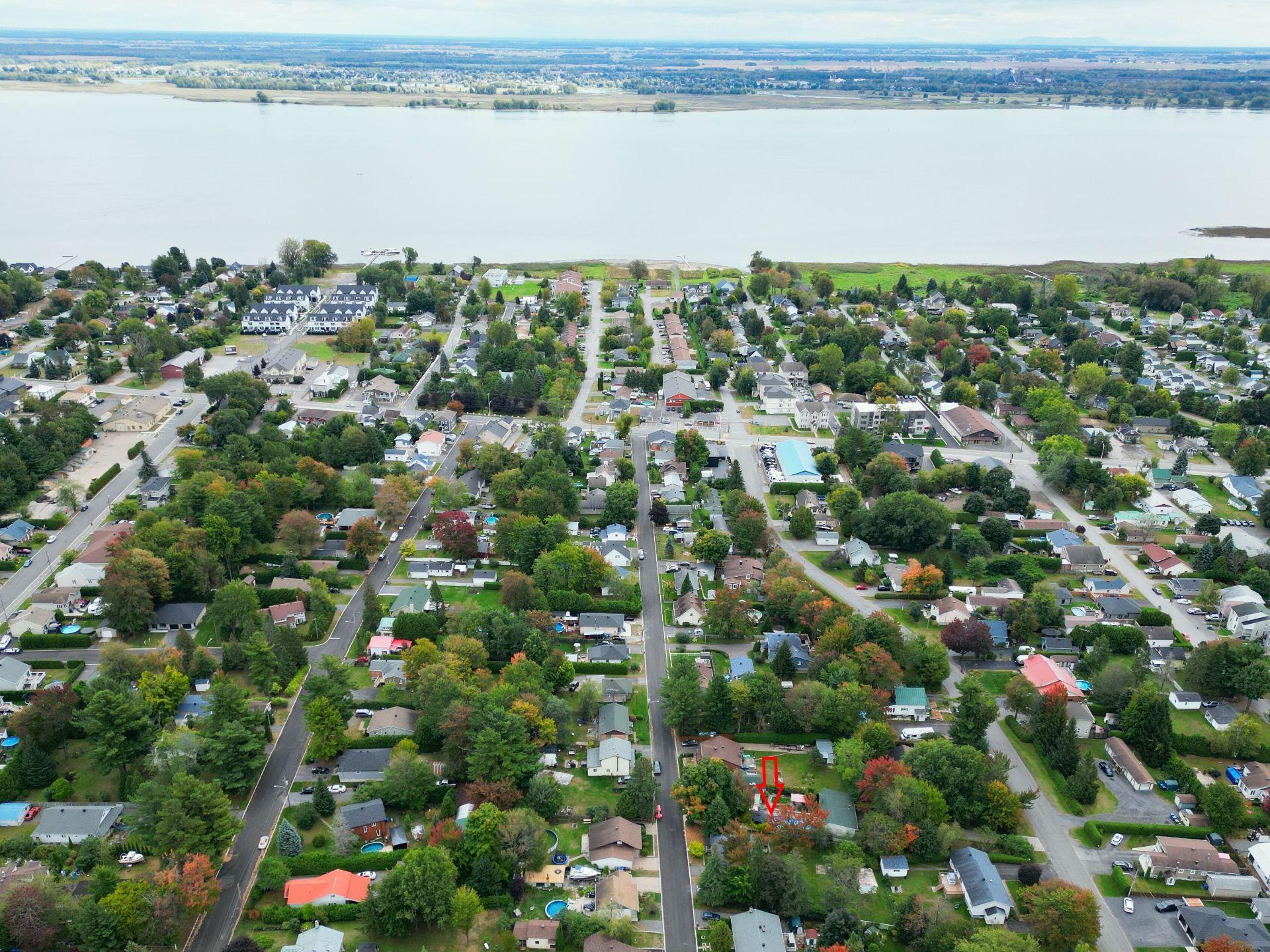 









153


Rue L'Espérance

,
Lavaltrie,




QC
J5T2X1

