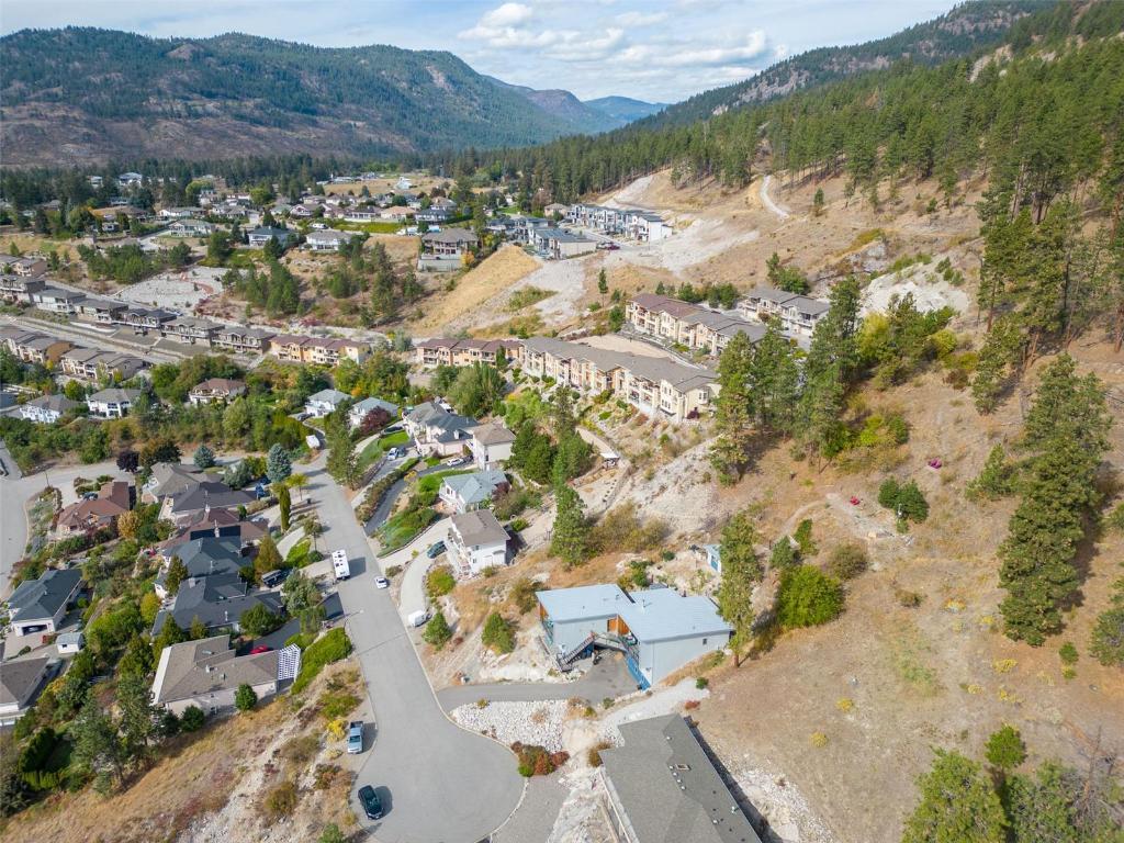 









5166


MacNeill

Court,
Peachland,







BC
V0H 1X2

