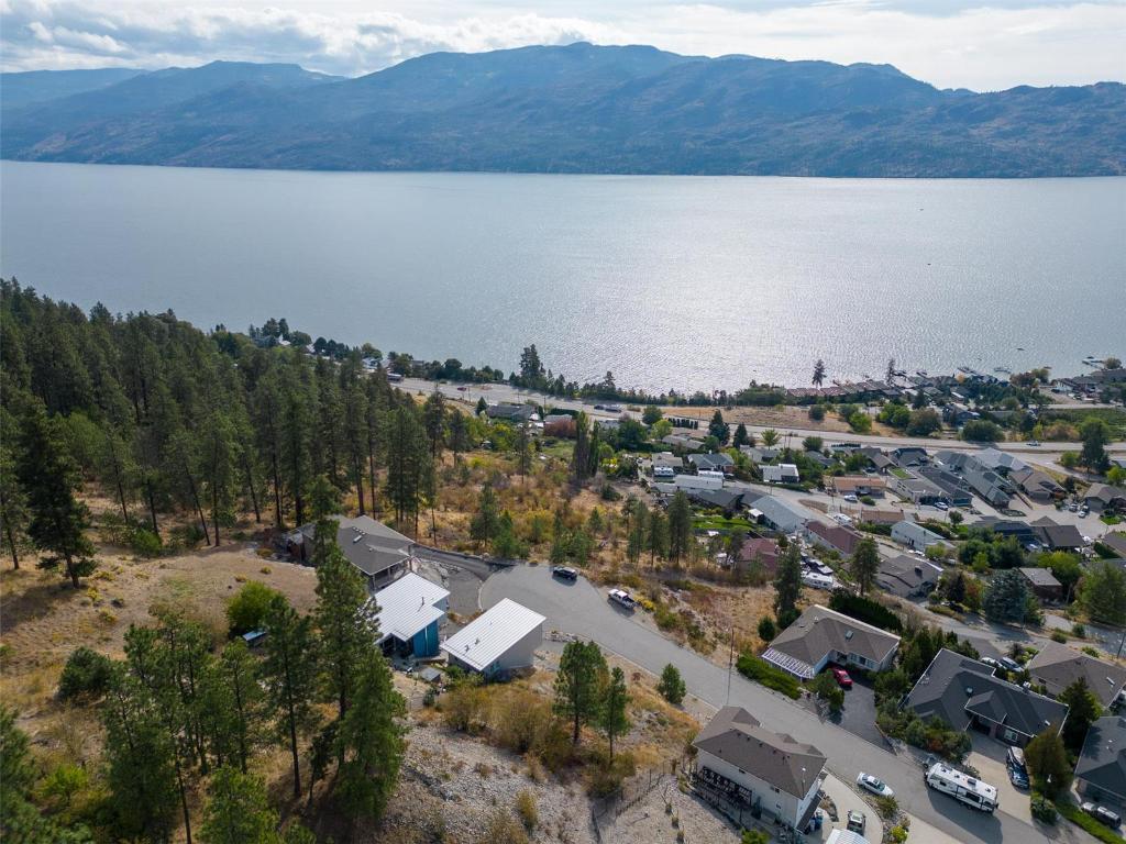 









5166


MacNeill

Court,
Peachland,







BC
V0H 1X2

