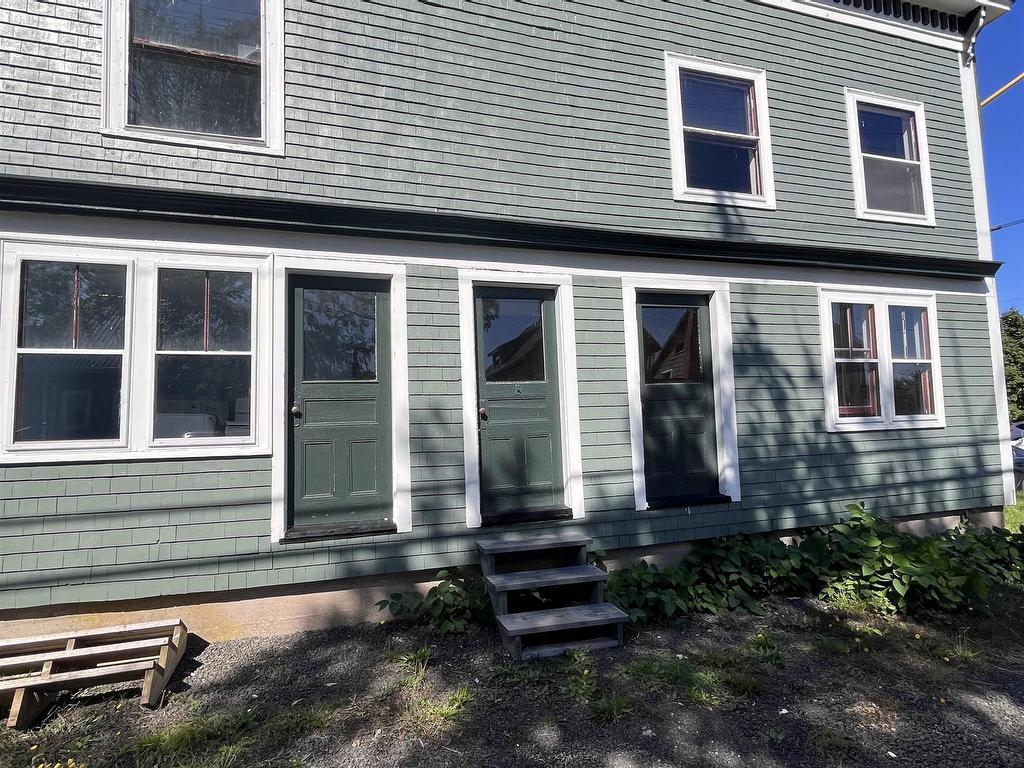 












211 St Anthony Street

,
Annapolis Royal,




NS
B0S 1A0

