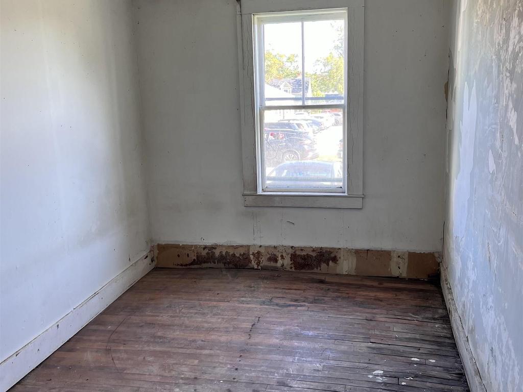 












211 St Anthony Street

,
Annapolis Royal,




NS
B0S 1A0

