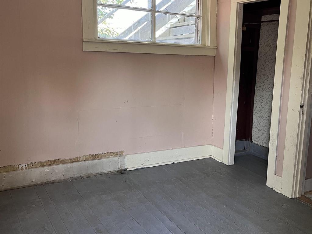 












211 St Anthony Street

,
Annapolis Royal,




NS
B0S 1A0

