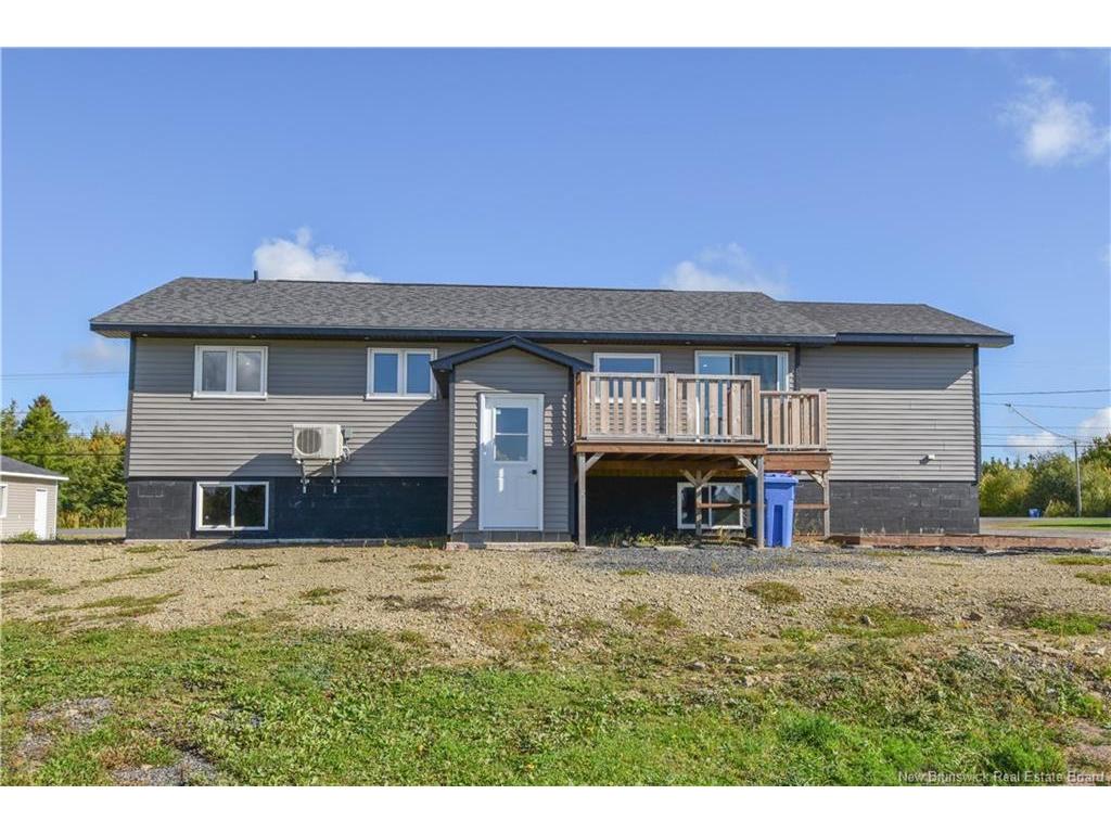









420


345

RTE,
Évangéline,




NB
E8P 1T8

