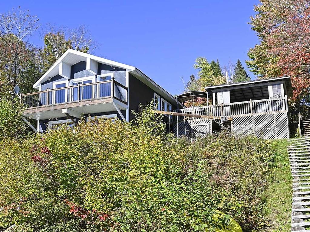 









1826


Ch. du Lac-Chaud

,
La Macaza,




QC
J0T1R0

