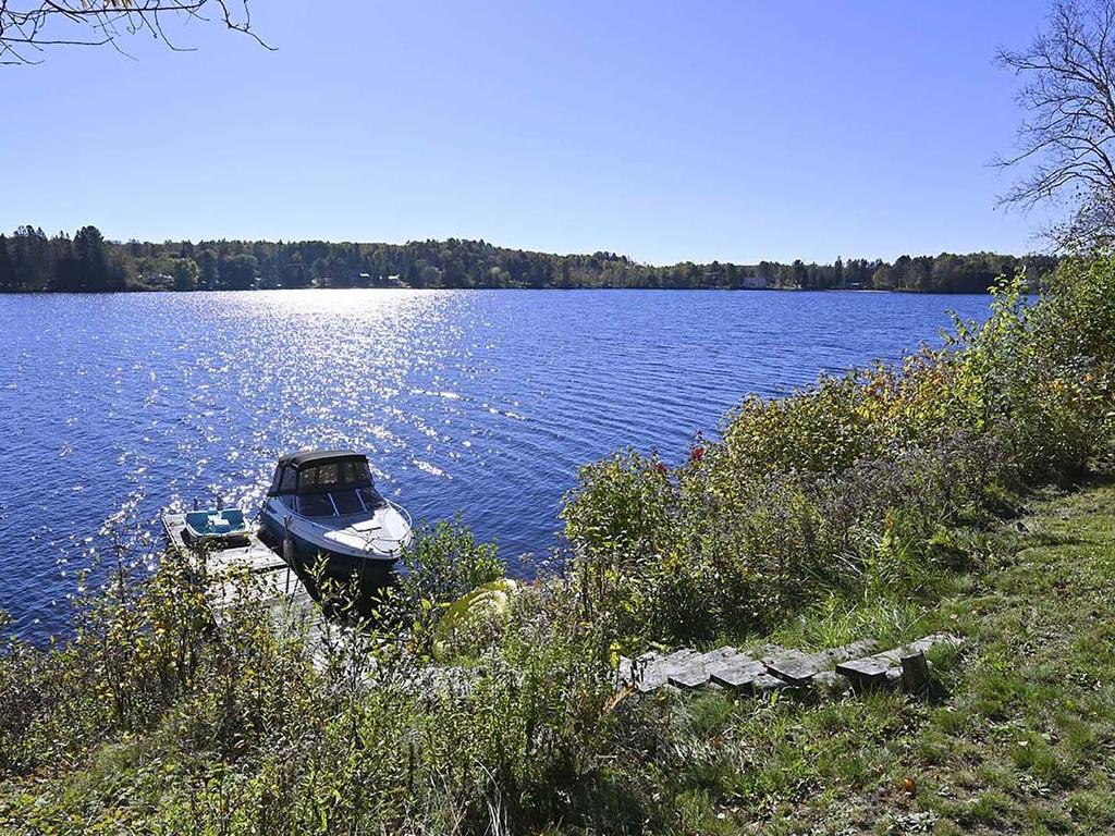 









1826


Ch. du Lac-Chaud

,
La Macaza,




QC
J0T1R0

