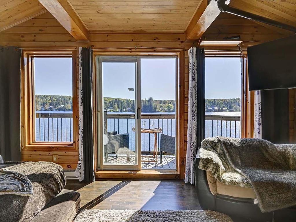 









1826


Ch. du Lac-Chaud

,
La Macaza,




QC
J0T1R0

