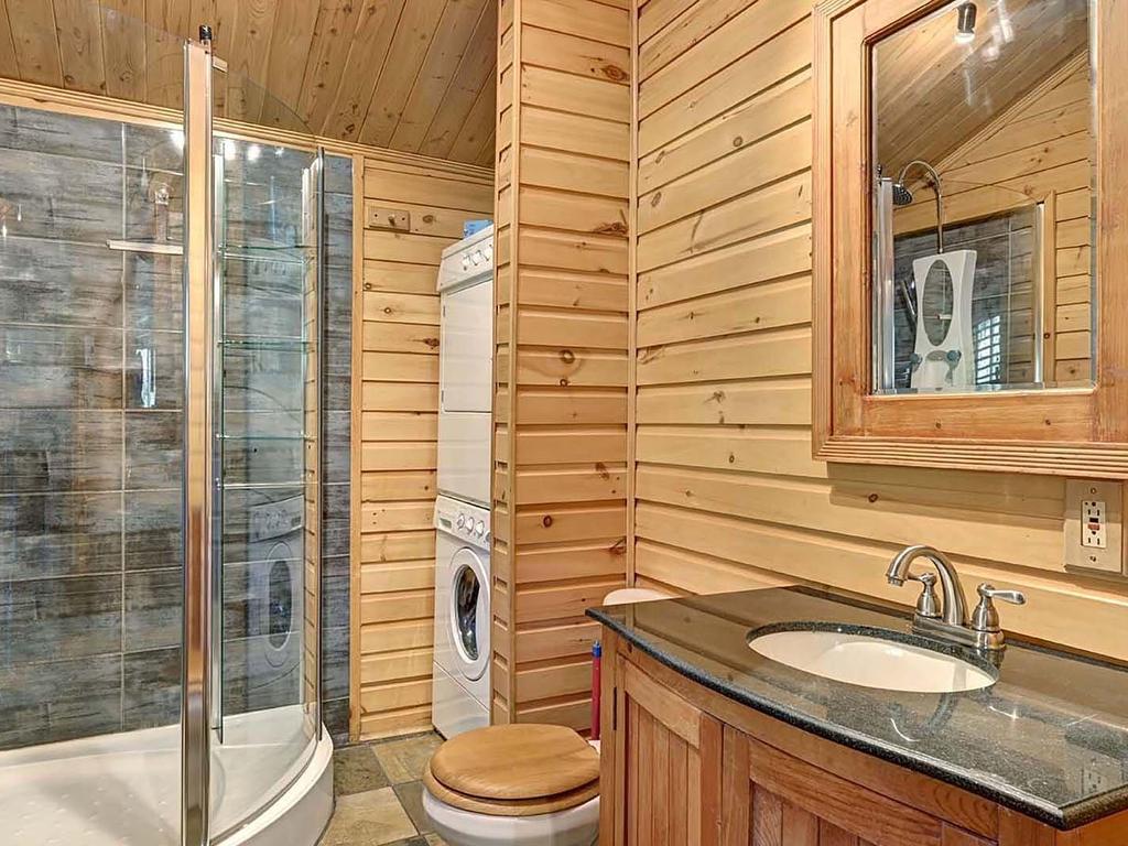 









1826


Ch. du Lac-Chaud

,
La Macaza,




QC
J0T1R0

