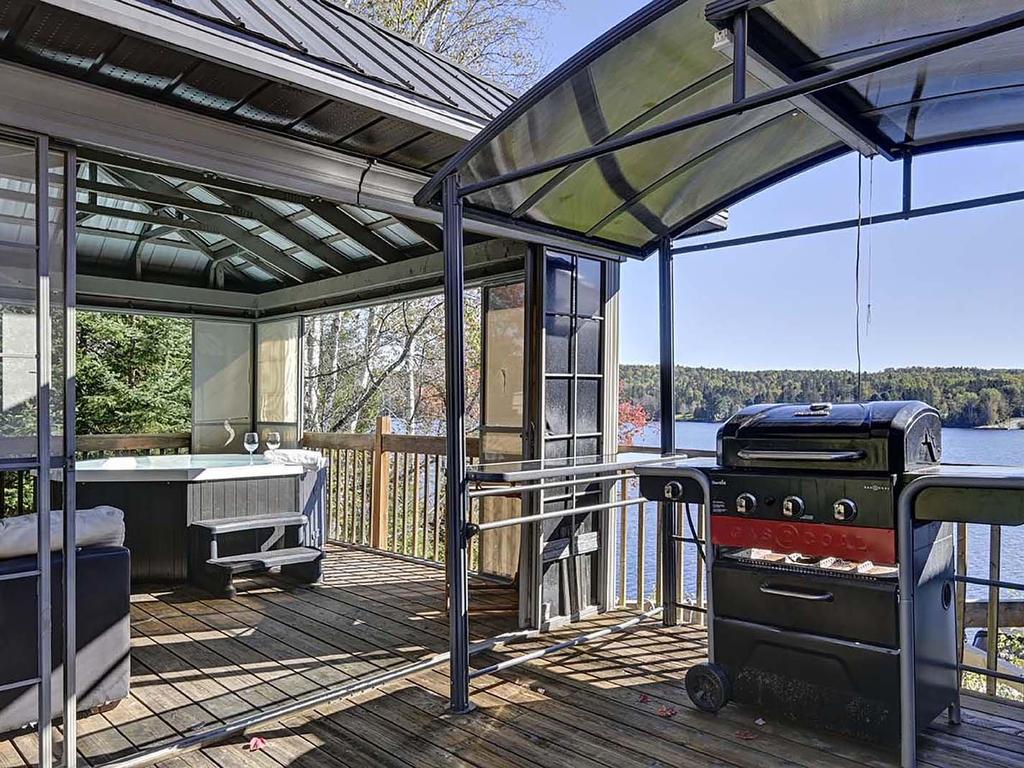 









1826


Ch. du Lac-Chaud

,
La Macaza,




QC
J0T1R0

