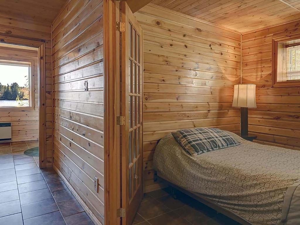 









1826


Ch. du Lac-Chaud

,
La Macaza,




QC
J0T1R0

