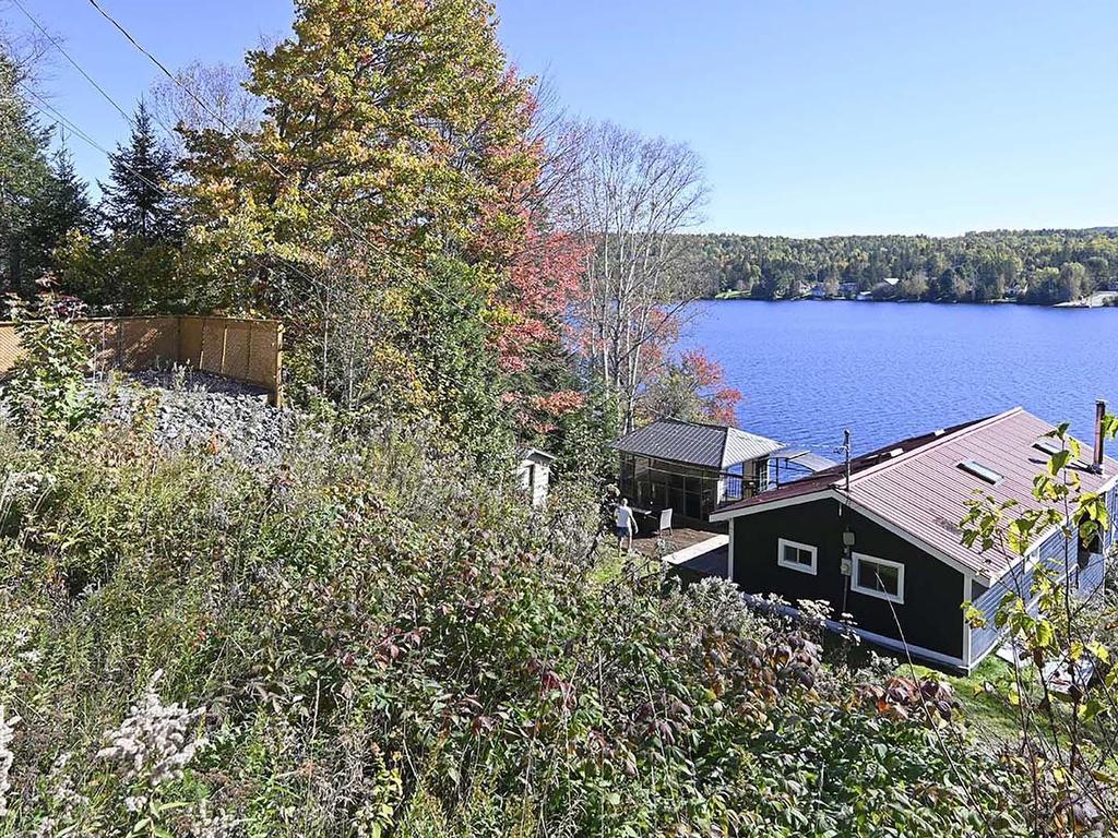 









1826


Ch. du Lac-Chaud

,
La Macaza,




QC
J0T1R0

