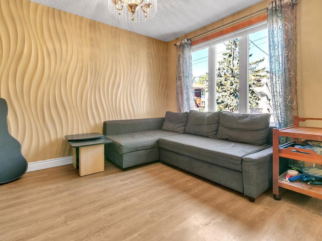 









1120


Rue St-Alexandre

,
Longueuil (Le Vieux-Longueuil),




QC
J4H3H1

