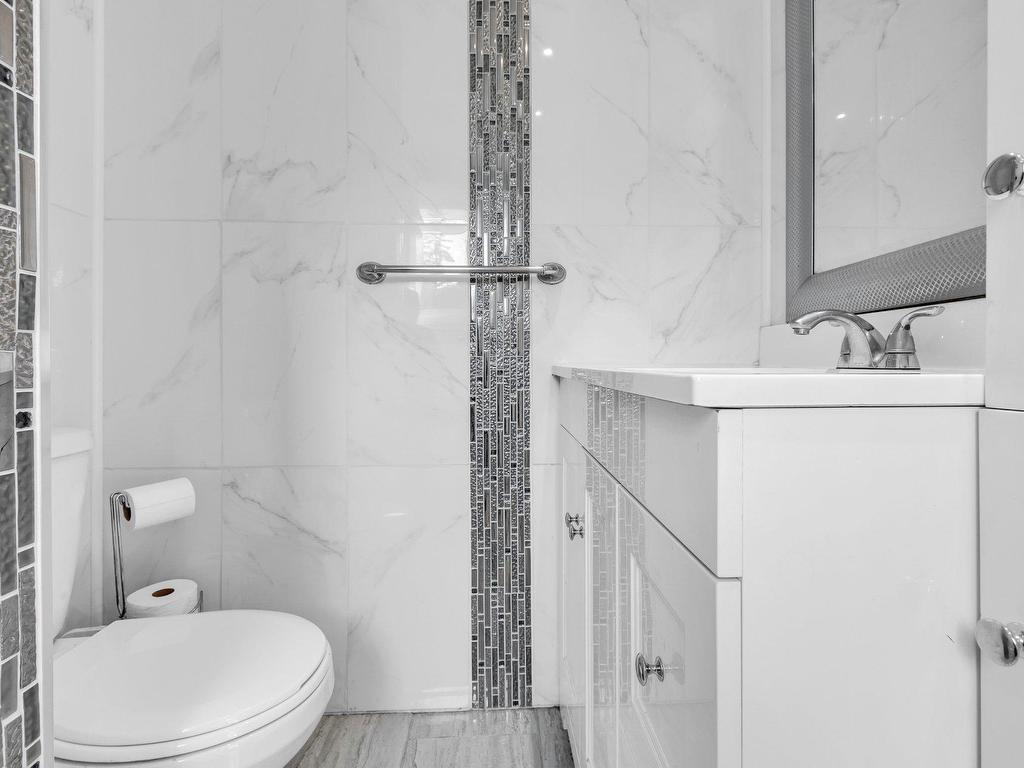 









1120


Rue St-Alexandre

,
Longueuil (Le Vieux-Longueuil),




QC
J4H3H1

