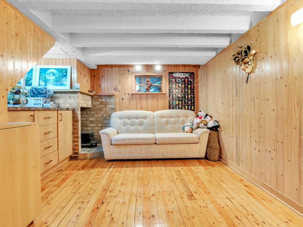 









1120


Rue St-Alexandre

,
Longueuil (Le Vieux-Longueuil),




QC
J4H3H1

