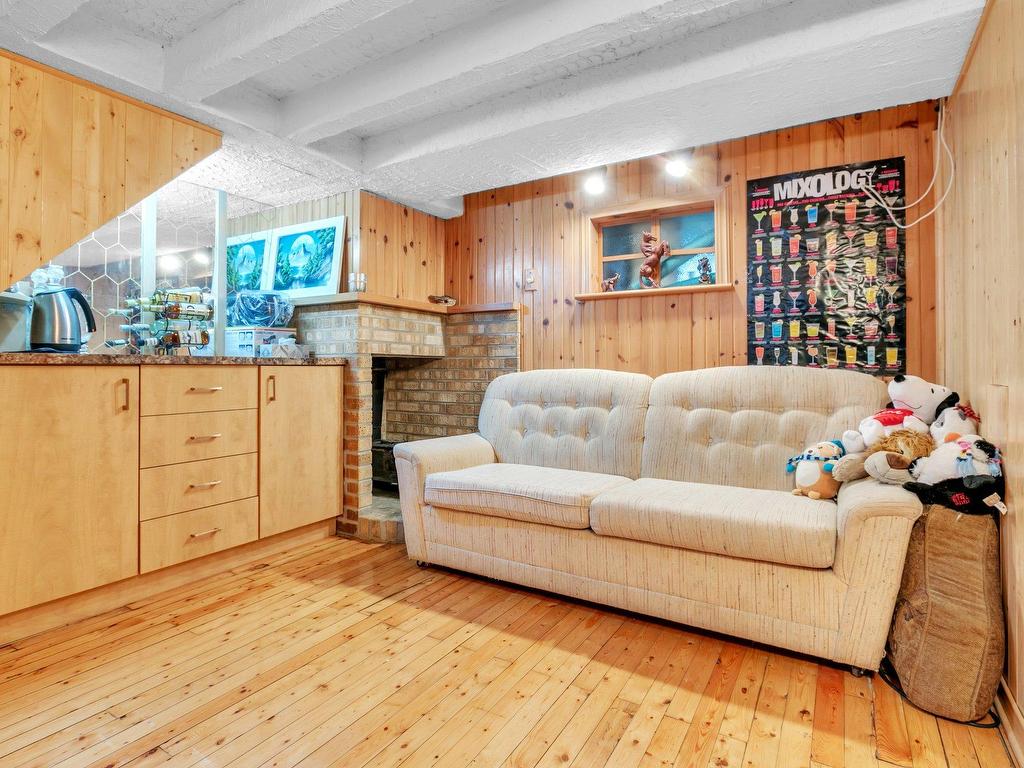 









1120


Rue St-Alexandre

,
Longueuil (Le Vieux-Longueuil),




QC
J4H3H1

