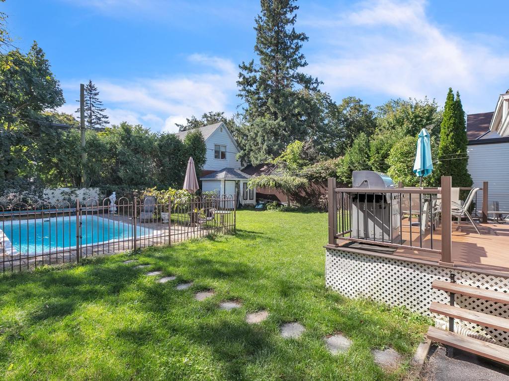 









1120


Rue St-Alexandre

,
Longueuil (Le Vieux-Longueuil),




QC
J4H3H1

