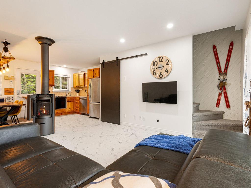









136


Ch. Boivin

, 6,
Sutton,




QC
J0E2K0

