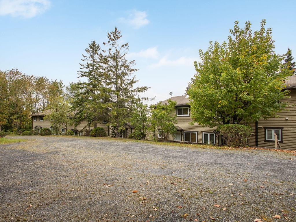 









136


Ch. Boivin

, 6,
Sutton,




QC
J0E2K0

