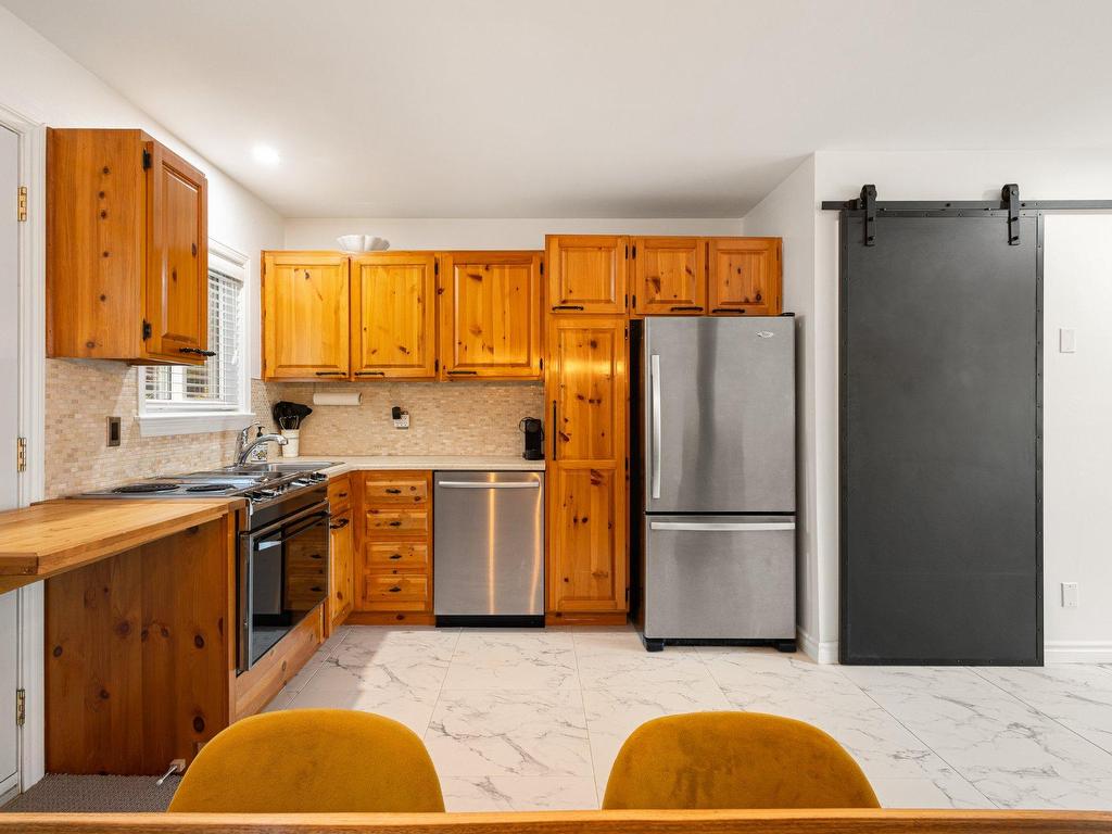 









136


Ch. Boivin

, 6,
Sutton,




QC
J0E2K0

