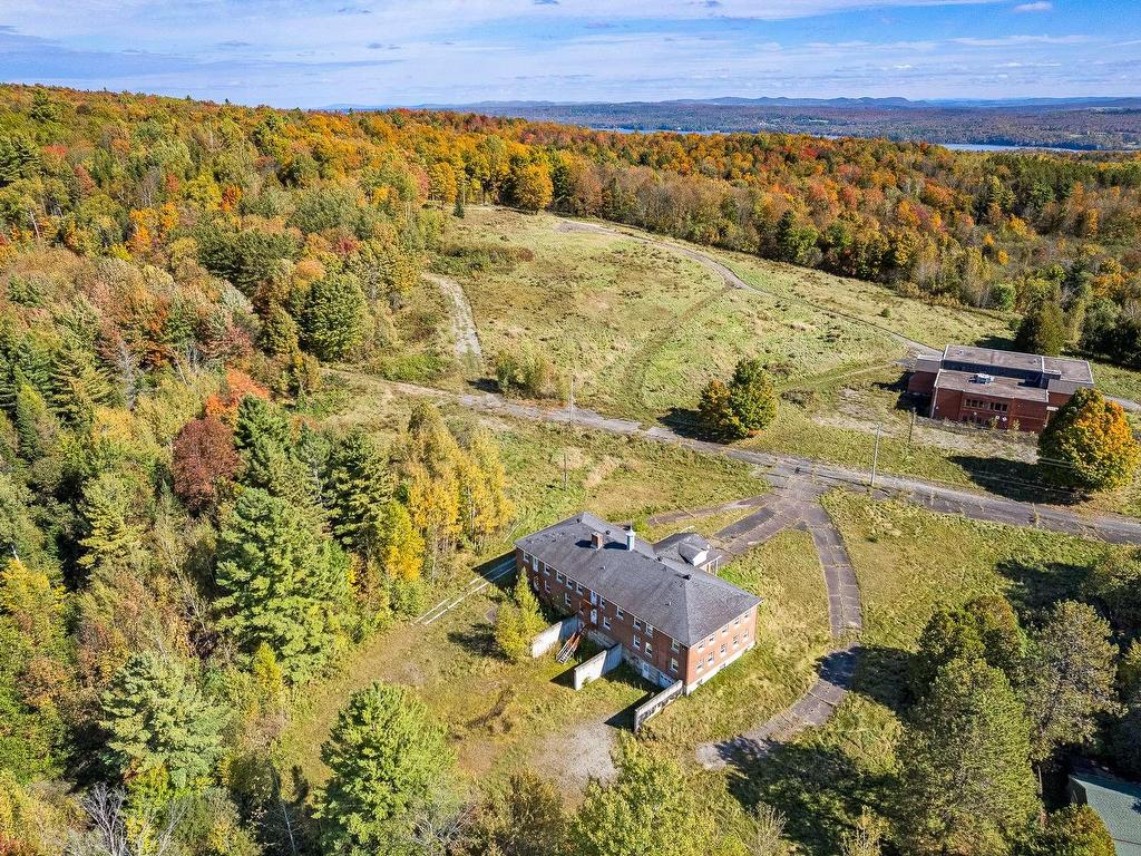 









2146


Ch. Nicholas-Austin

,
Austin,







QC
J0B1B0

