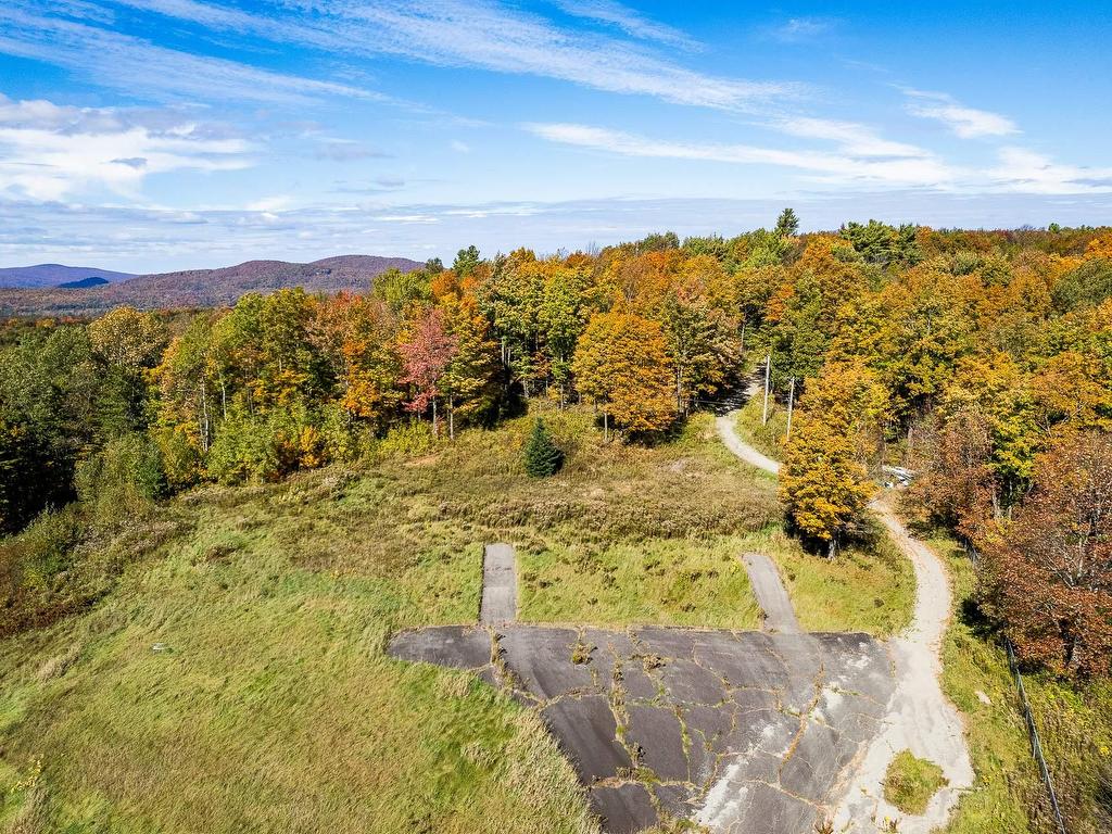 









2146


Ch. Nicholas-Austin

,
Austin,







QC
J0B1B0

