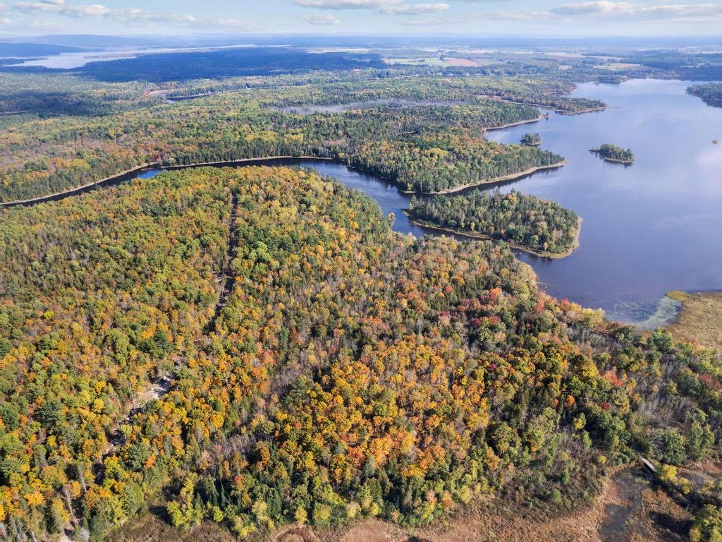 









255


Ch. East-Range

,
L'Isle-aux-Allumettes,







QC
J0X1M0

