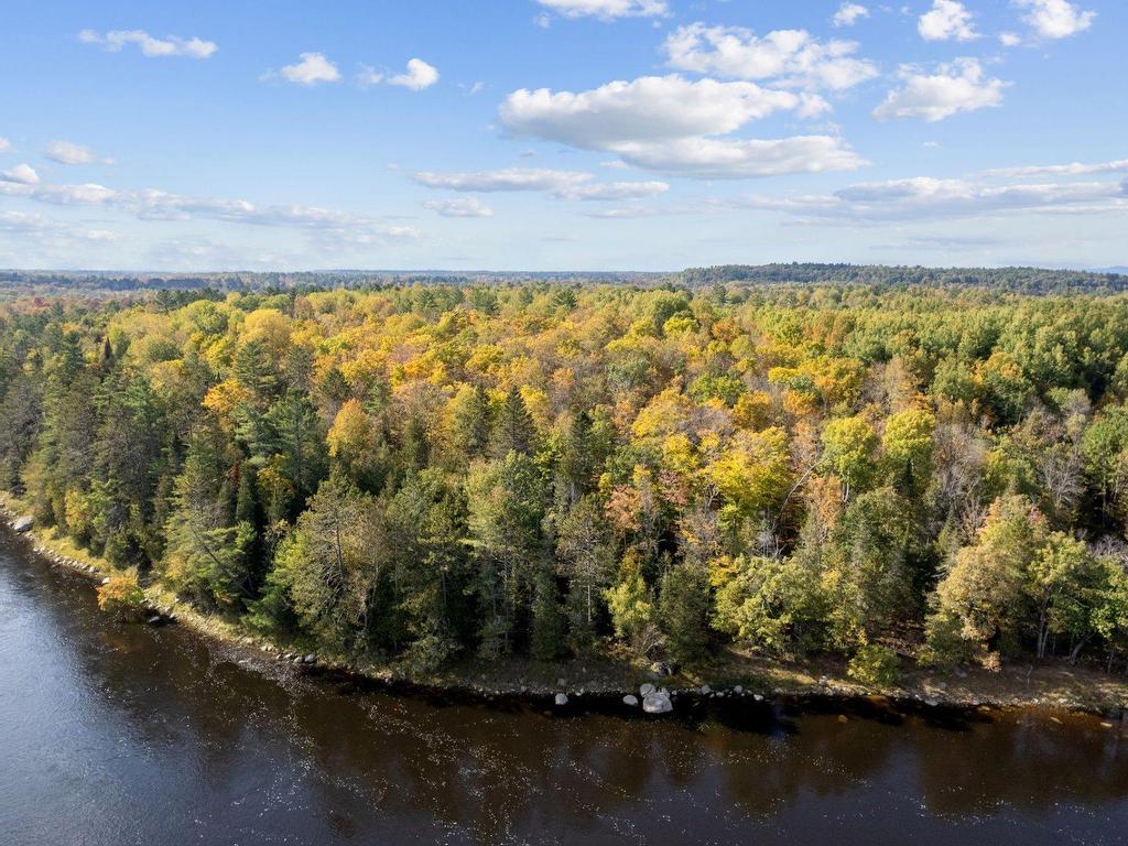 









255


Ch. East-Range

,
L'Isle-aux-Allumettes,







QC
J0X1M0

