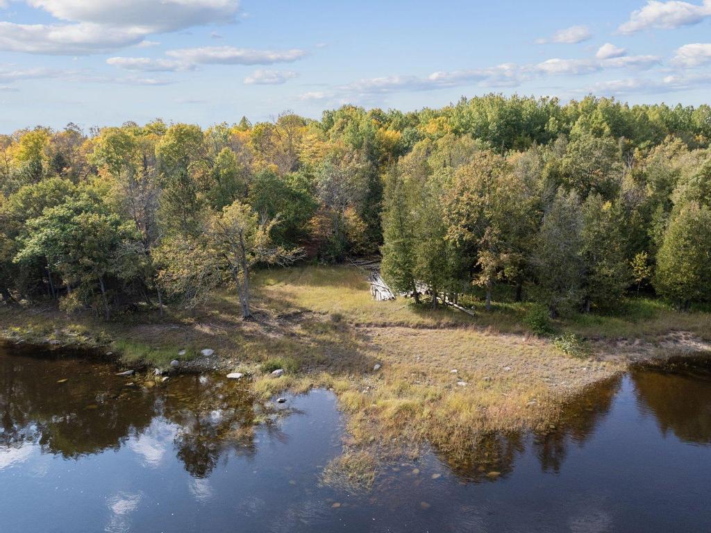 









255


Ch. East-Range

,
L'Isle-aux-Allumettes,







QC
J0X1M0

