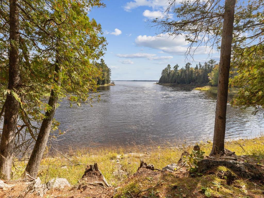 









255


Ch. East-Range

,
L'Isle-aux-Allumettes,







QC
J0X1M0


