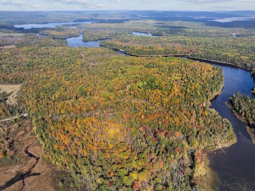 









255


Ch. East-Range

,
L'Isle-aux-Allumettes,







QC
J0X1M0

