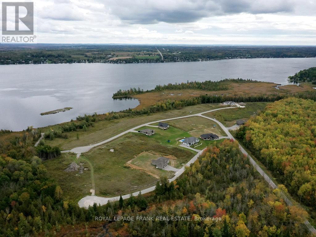 












10 AVALON DRIVE

,
Kawartha Lakes (Verulam),




Ontario
K0M1N0

