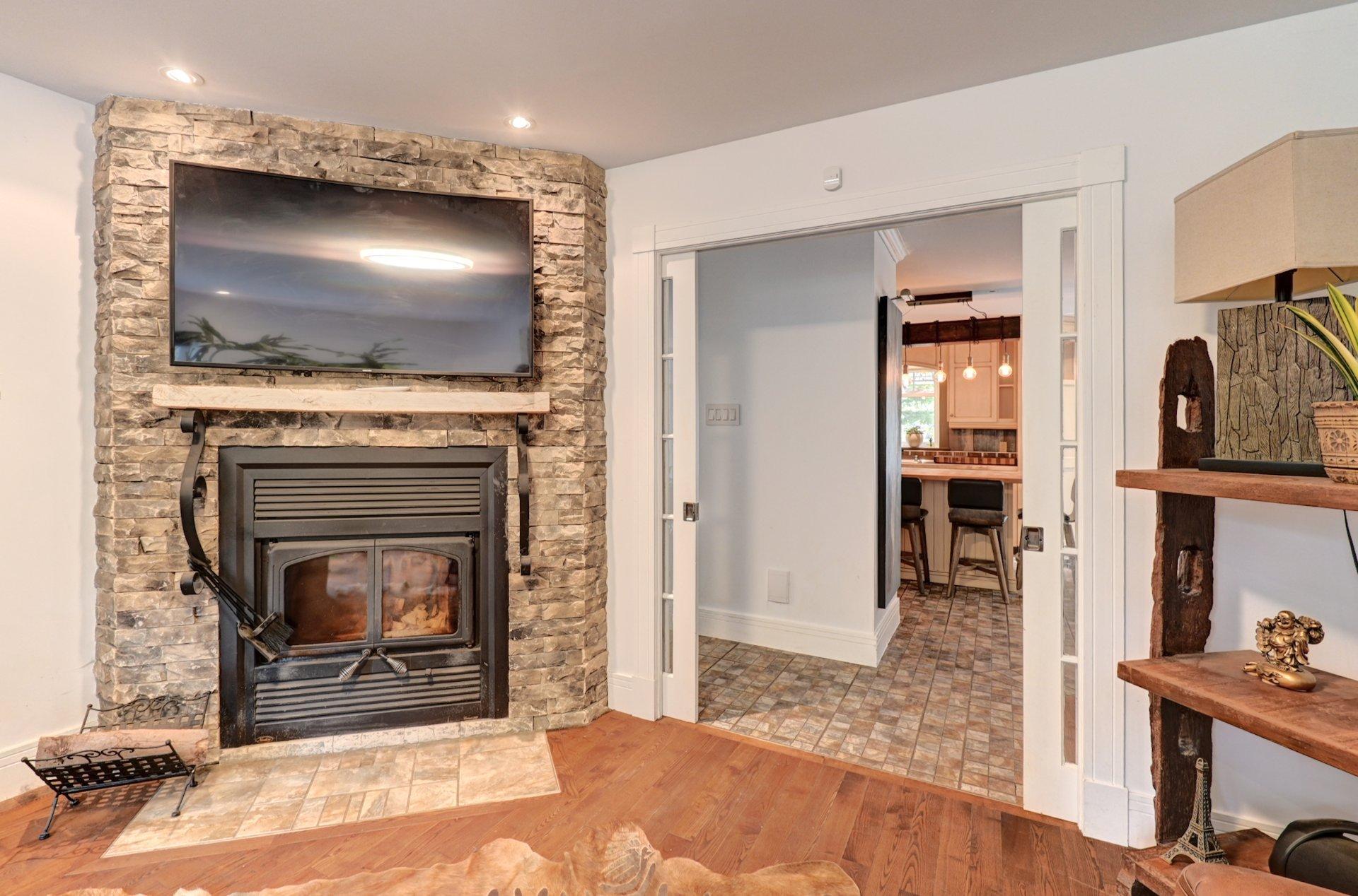 









1380


Rue de la Réserve

,
Saint-Lucien,




QC
J0C1N0

