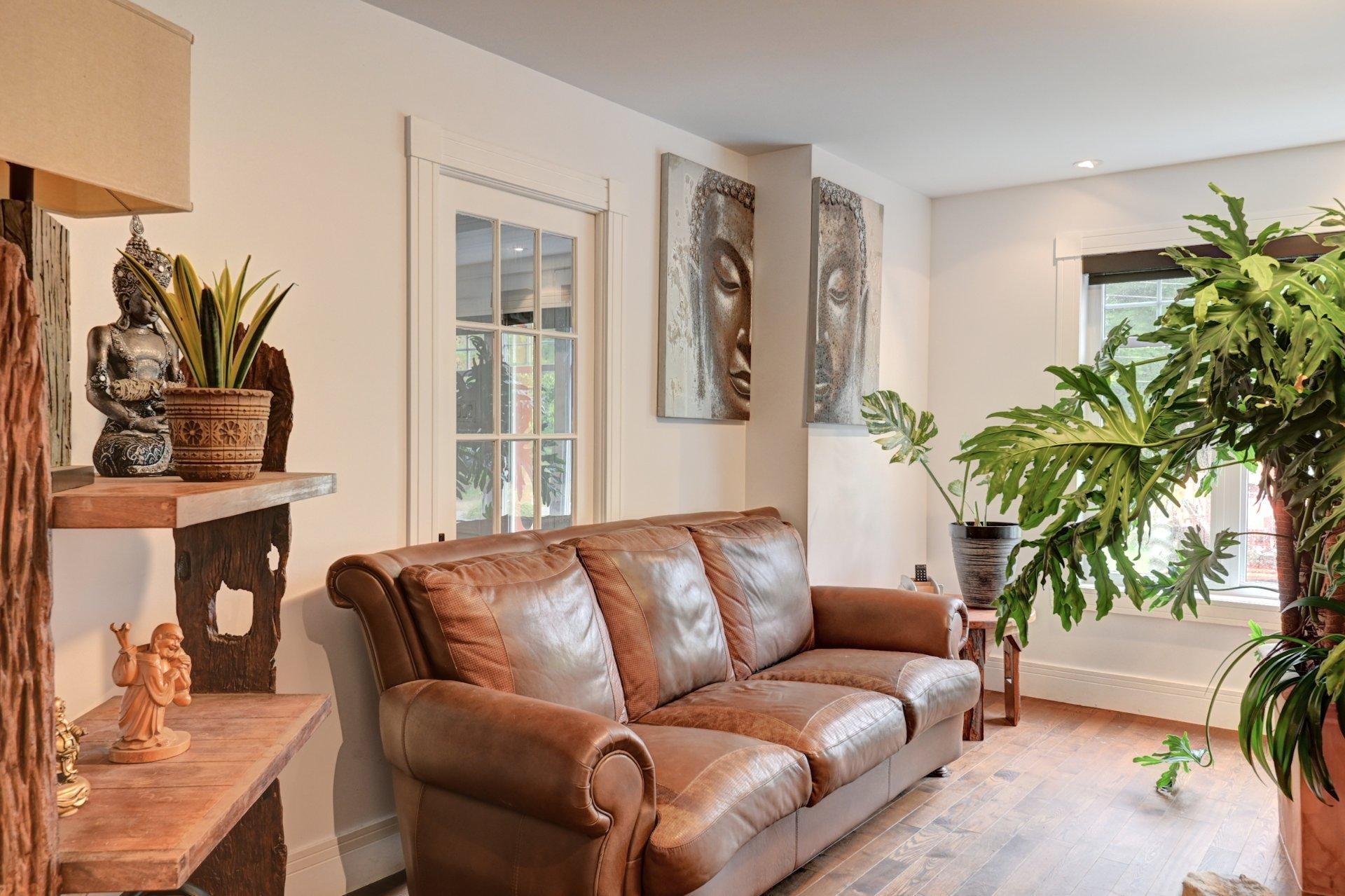 









1380


Rue de la Réserve

,
Saint-Lucien,




QC
J0C1N0

