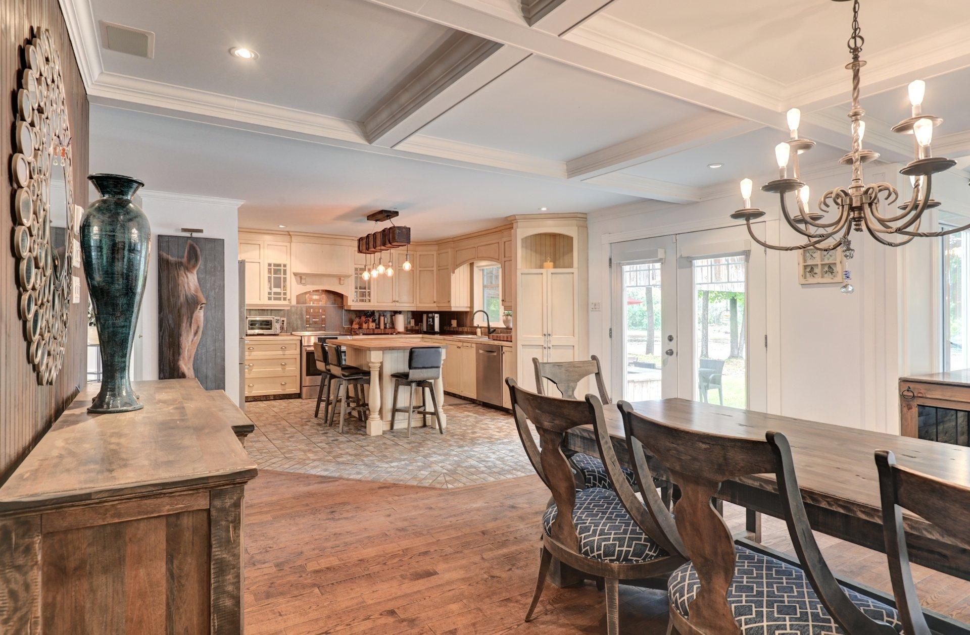 









1380


Rue de la Réserve

,
Saint-Lucien,




QC
J0C1N0

