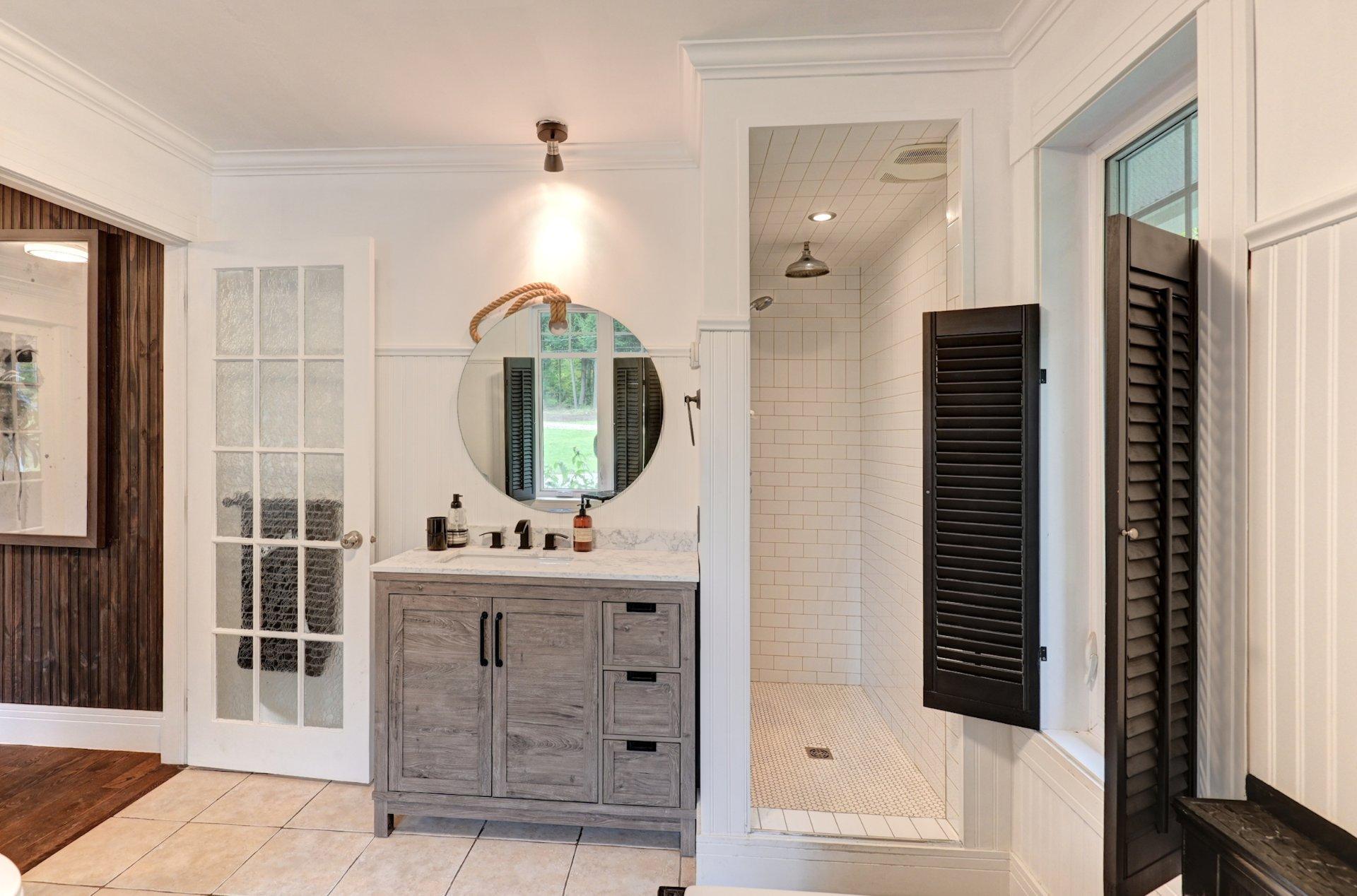 









1380


Rue de la Réserve

,
Saint-Lucien,




QC
J0C1N0

