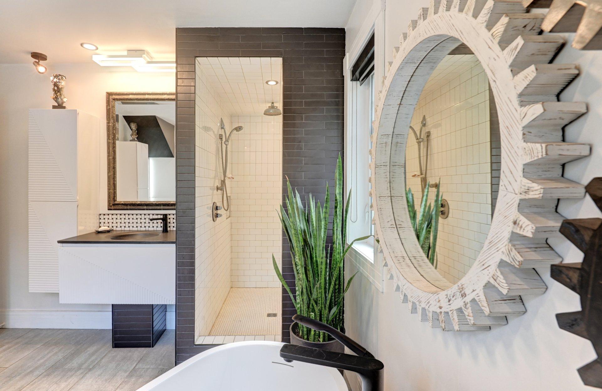 









1380


Rue de la Réserve

,
Saint-Lucien,




QC
J0C1N0

