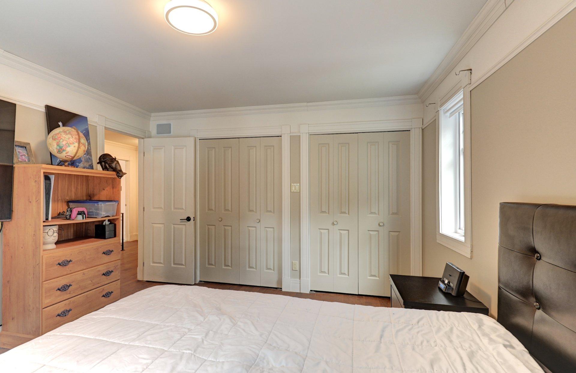 









1380


Rue de la Réserve

,
Saint-Lucien,




QC
J0C1N0

