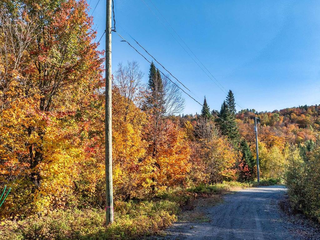 












Ch. du Lac-Quenouille

,
Val-des-Lacs,







QC
J8E2P0

