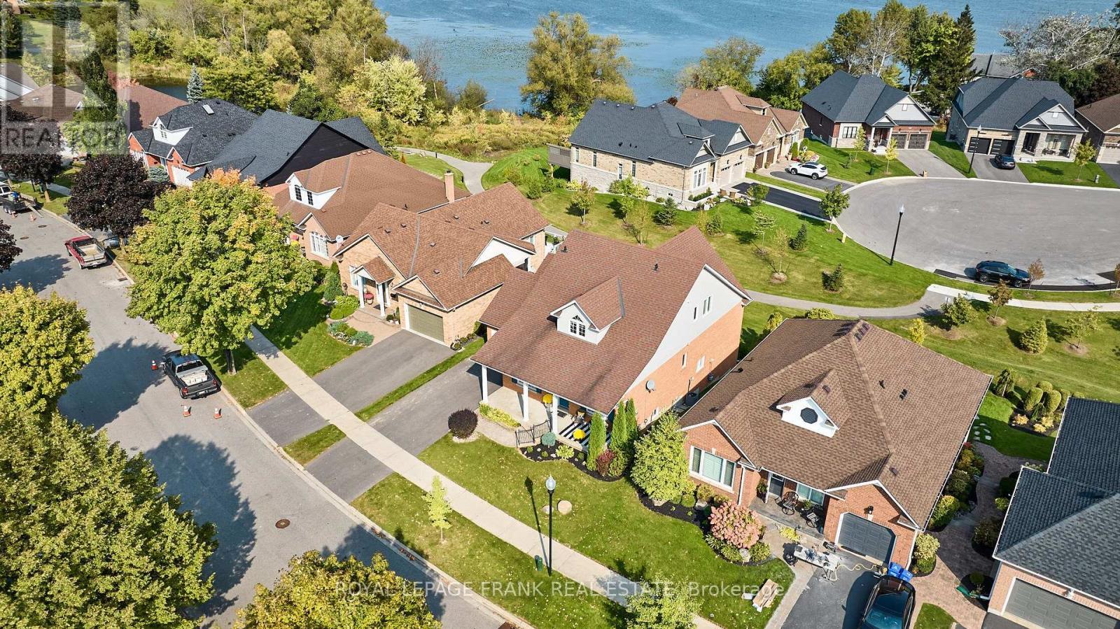 












65 WATERBURY CRESCENT

,
Scugog (Port Perry),




Ontario
L9L1R9

