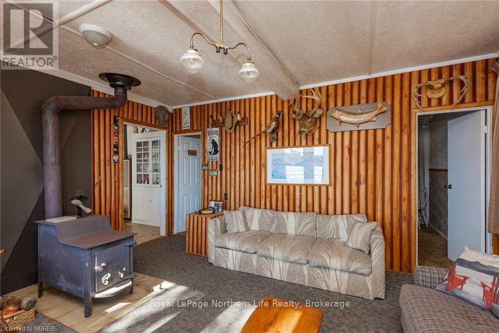 












3138 STURGEON LAKE ROAD

,
Papineau-Cameron (Papineau Cameron),




Ontario
P0H1V0

