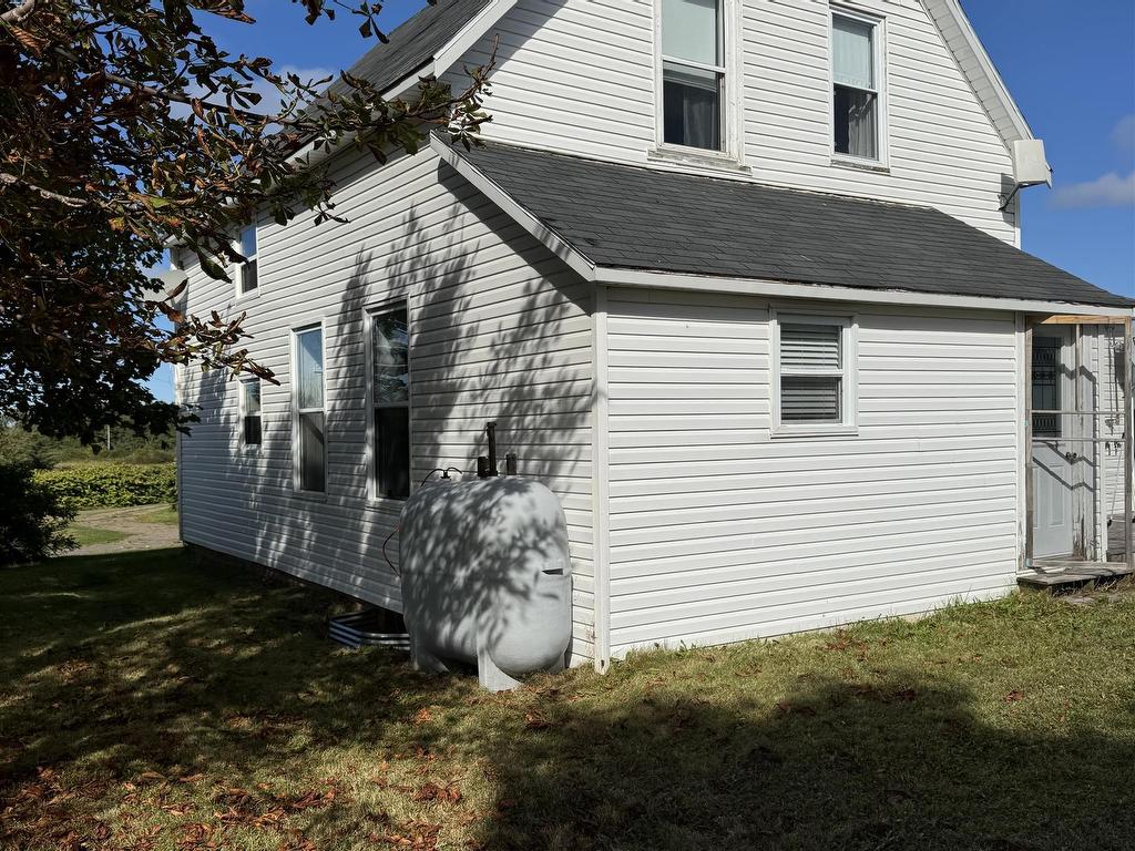 












5917 Northside Road

,
North Lake,




PE
C0A 2B0

