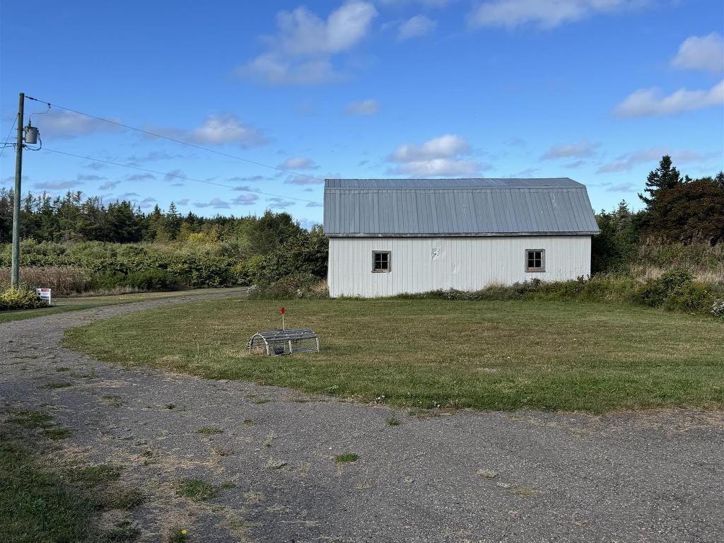 












5917 Northside Road

,
North Lake,




PE
C0A 2B0

