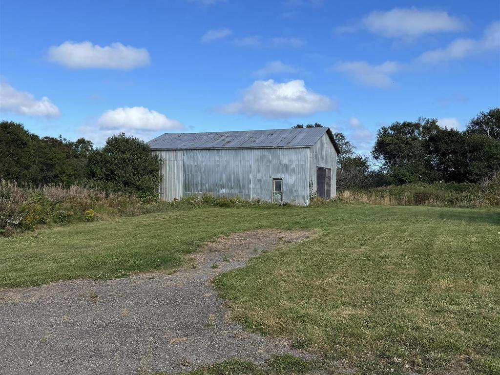 












5917 Northside Road

,
North Lake,




PE
C0A 2B0

