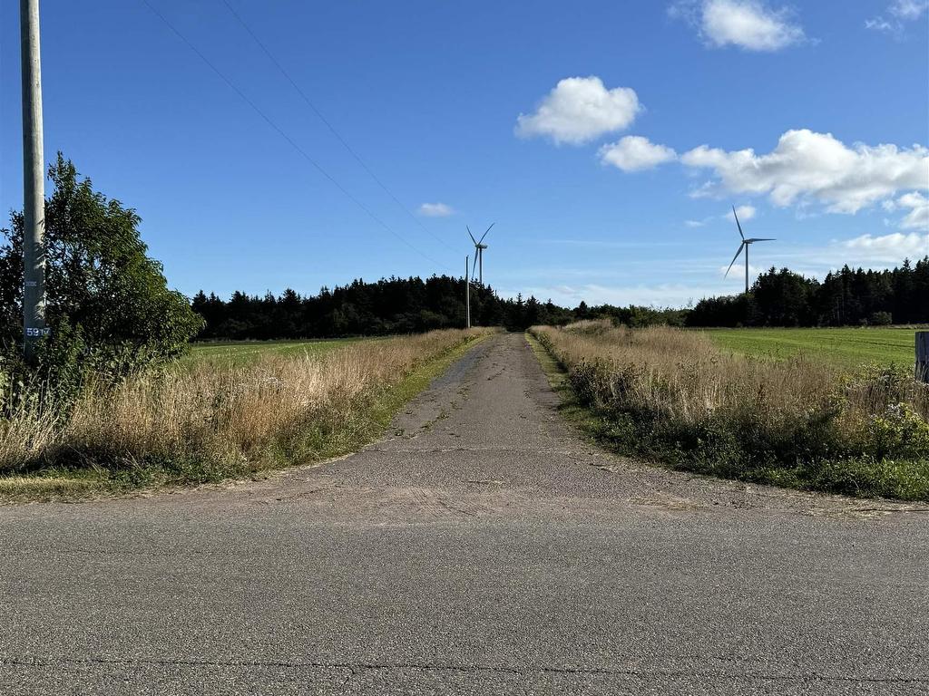 












5917 Northside Road

,
North Lake,




PE
C0A 2B0

