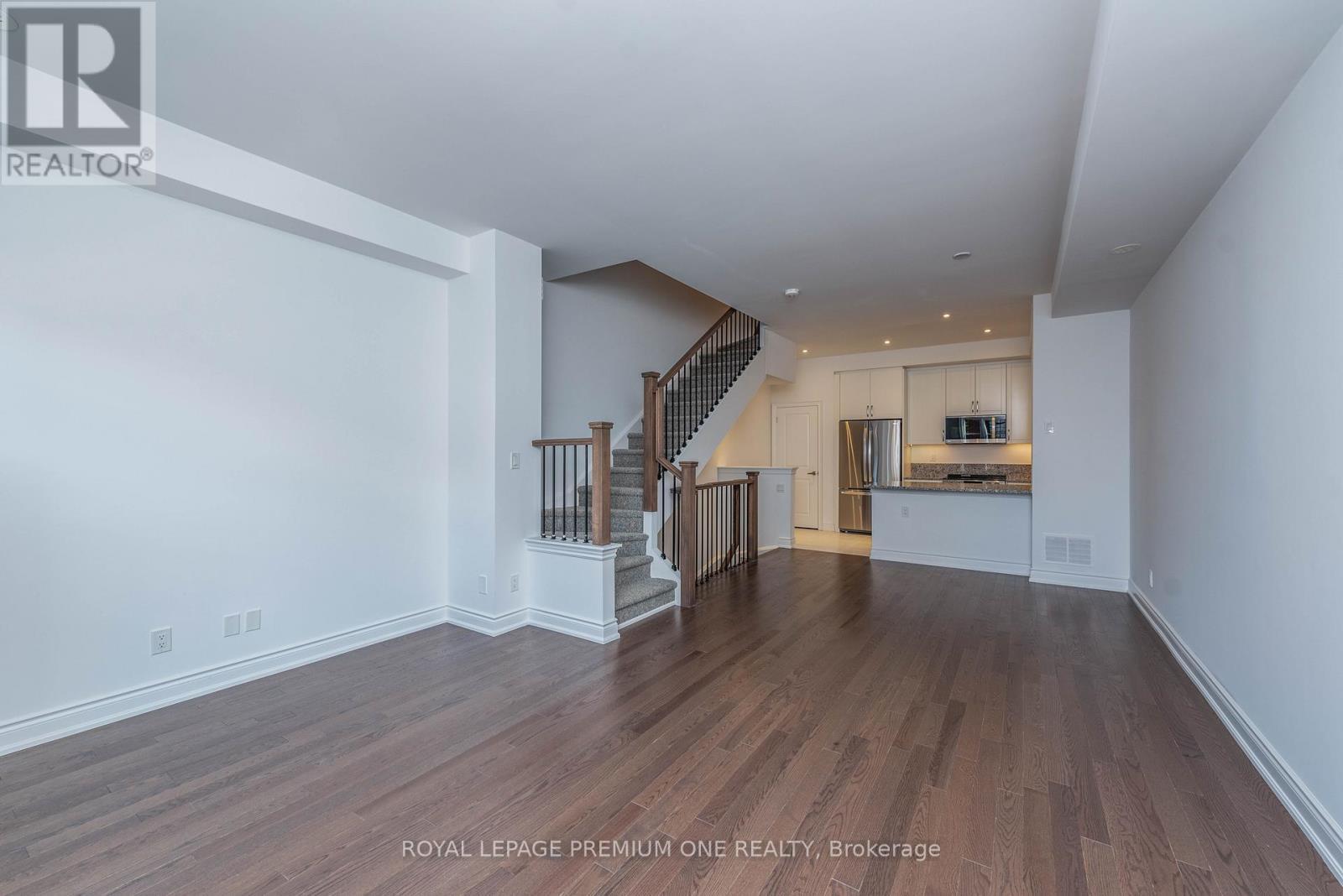 












149 - 55 LUNAR CRESCENT

,
Mississauga,




Ontario
L5M2R2

