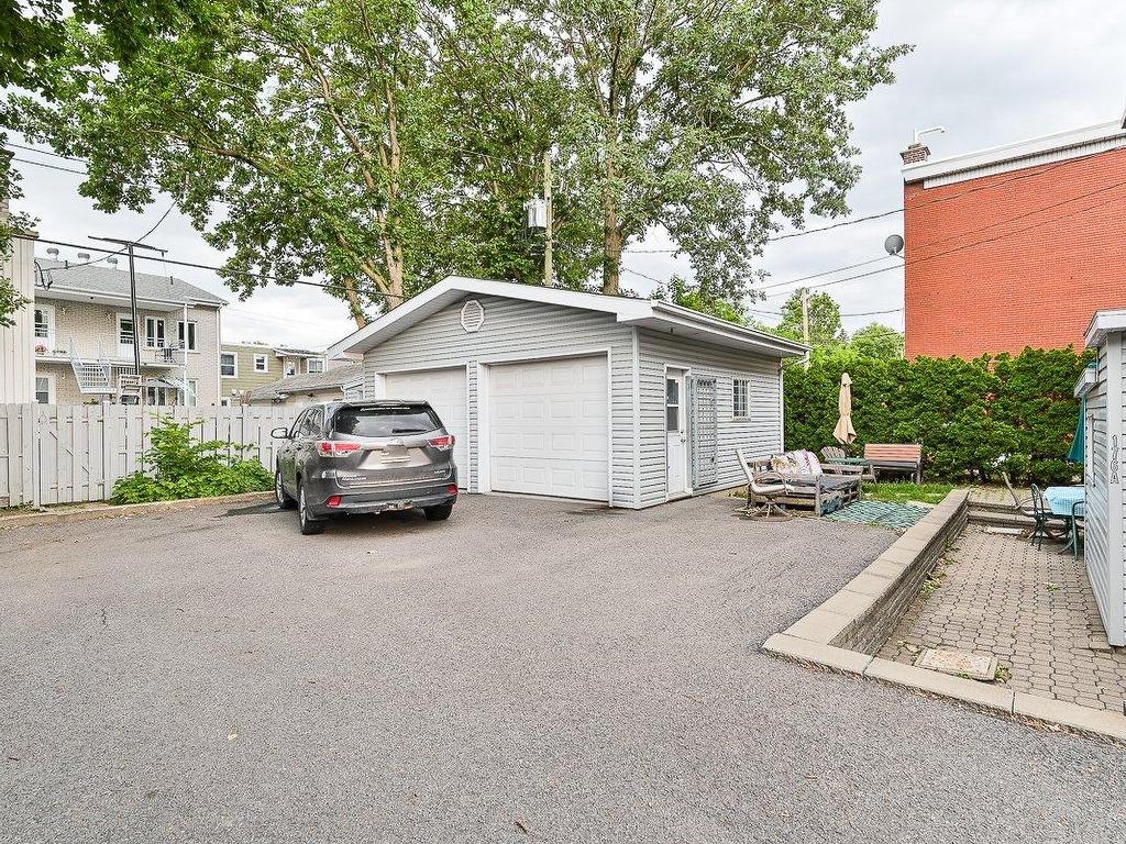 









176

 - 178


Rue Roy

,
Longueuil (Le Vieux-Longueuil),




QC
J4R2H8

